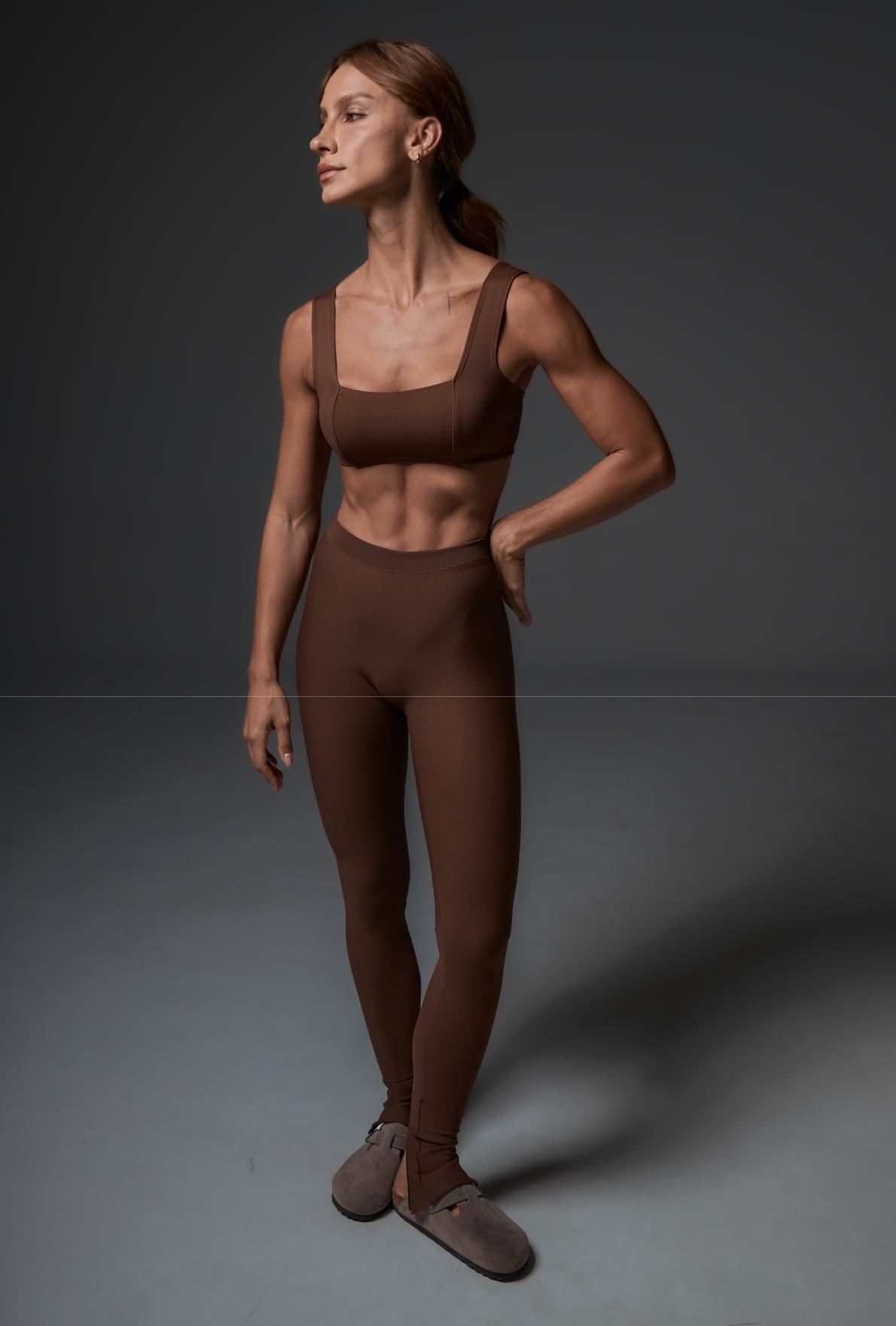 Legging Slide Pump Brunette