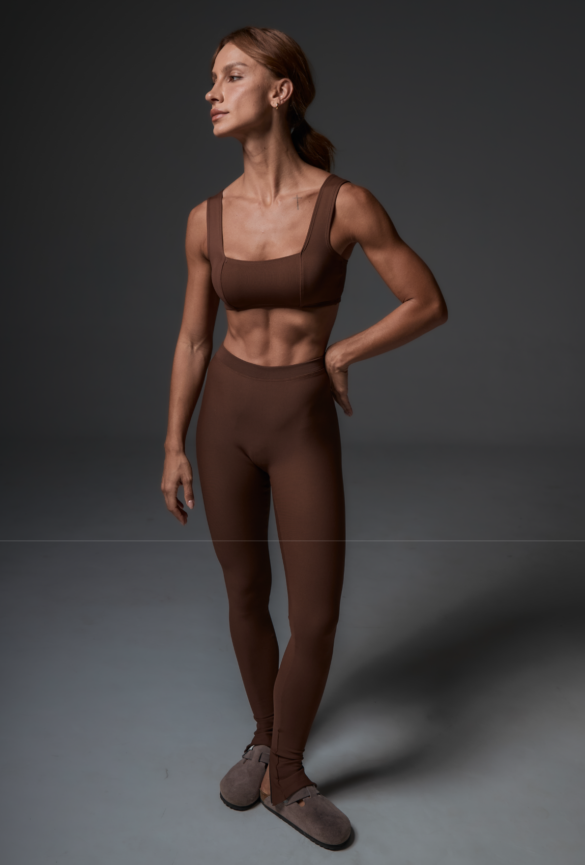 Top Luxe Pump Brunette