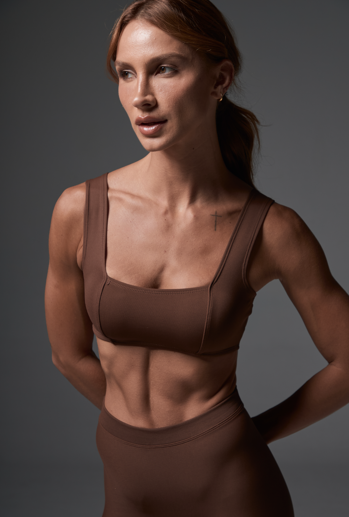 Top Luxe Pump Brunette