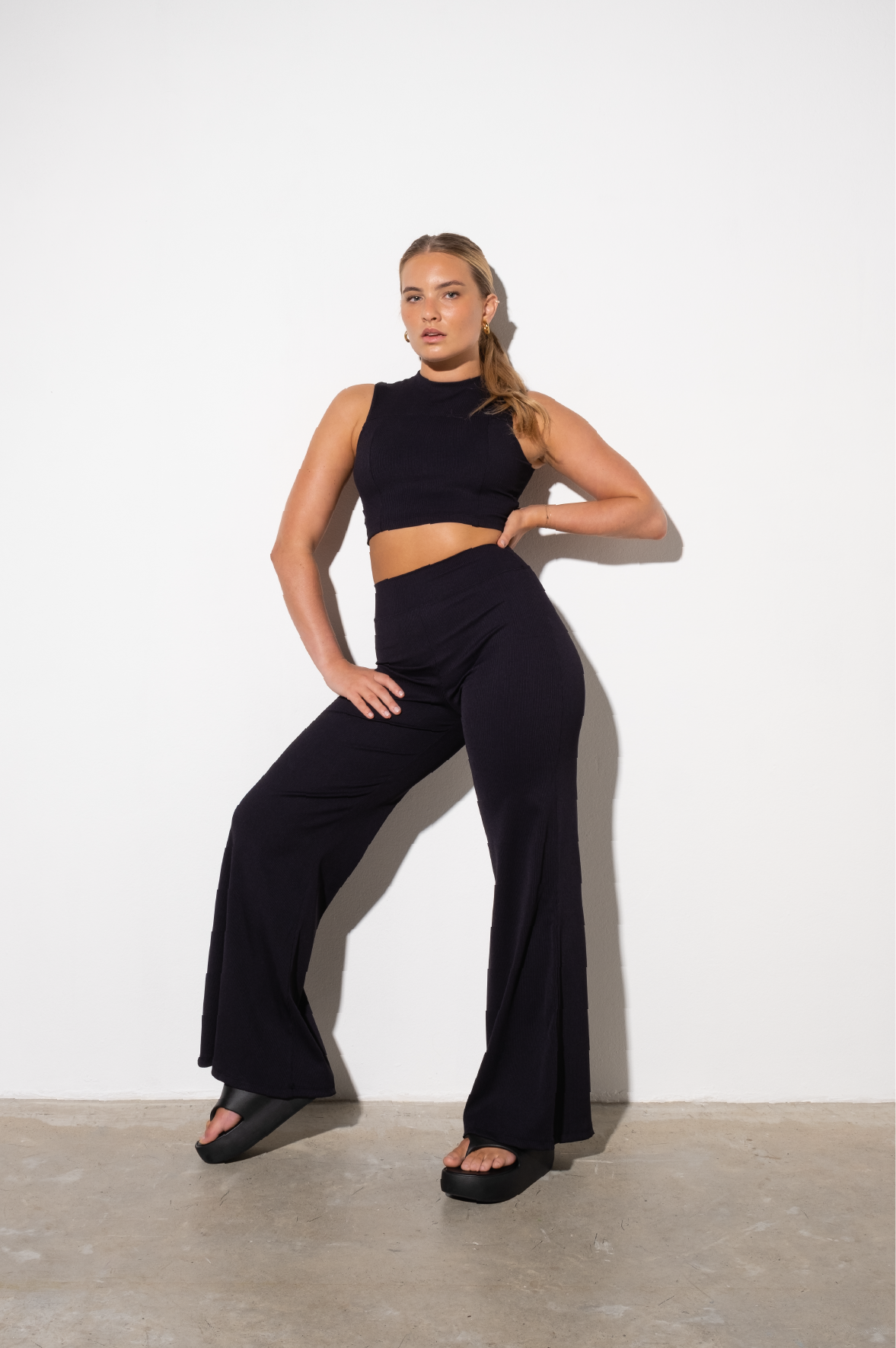 Top Cropped Ribb Black Velvet