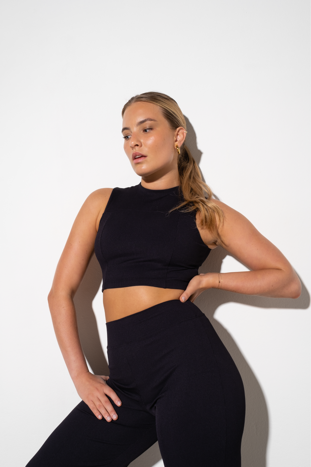 Top Cropped Ribb Black Velvet