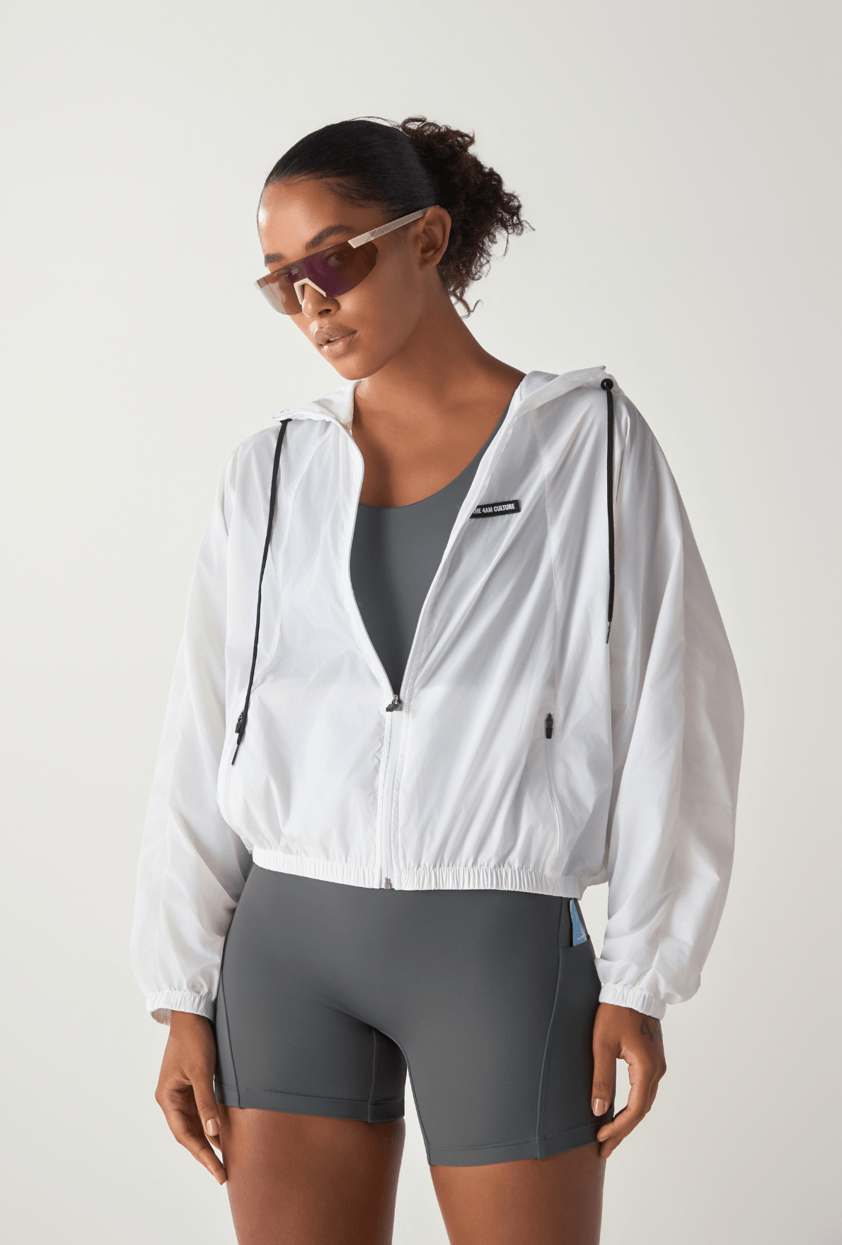 Jaqueta Windbreaker Leite de Coco