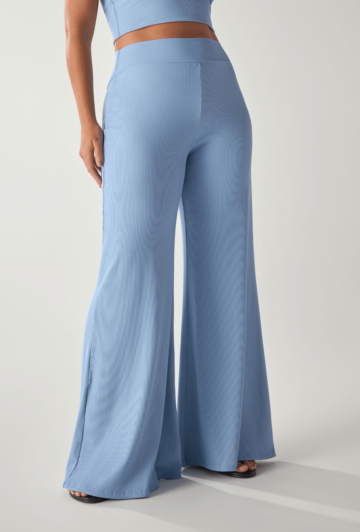 Wide Ribb Lily Blue