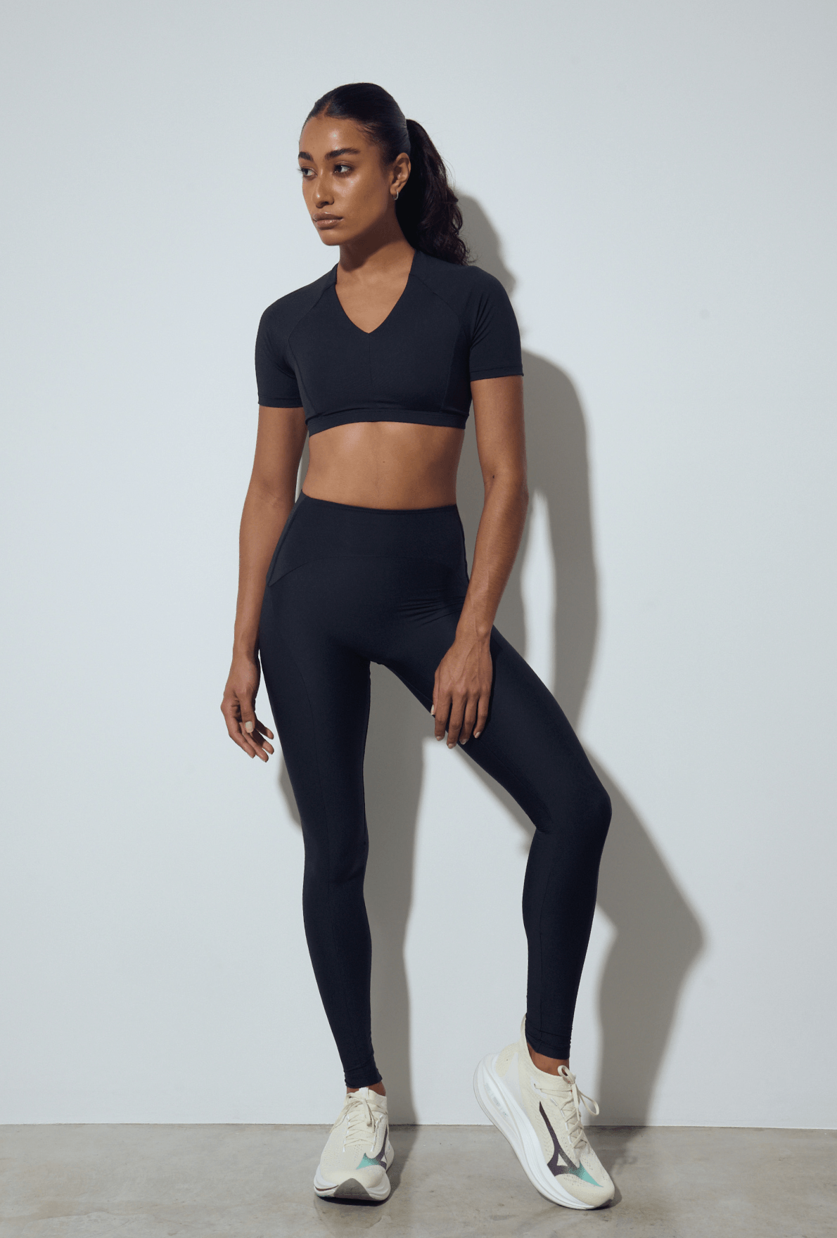 Cropped Adapt Black Boost