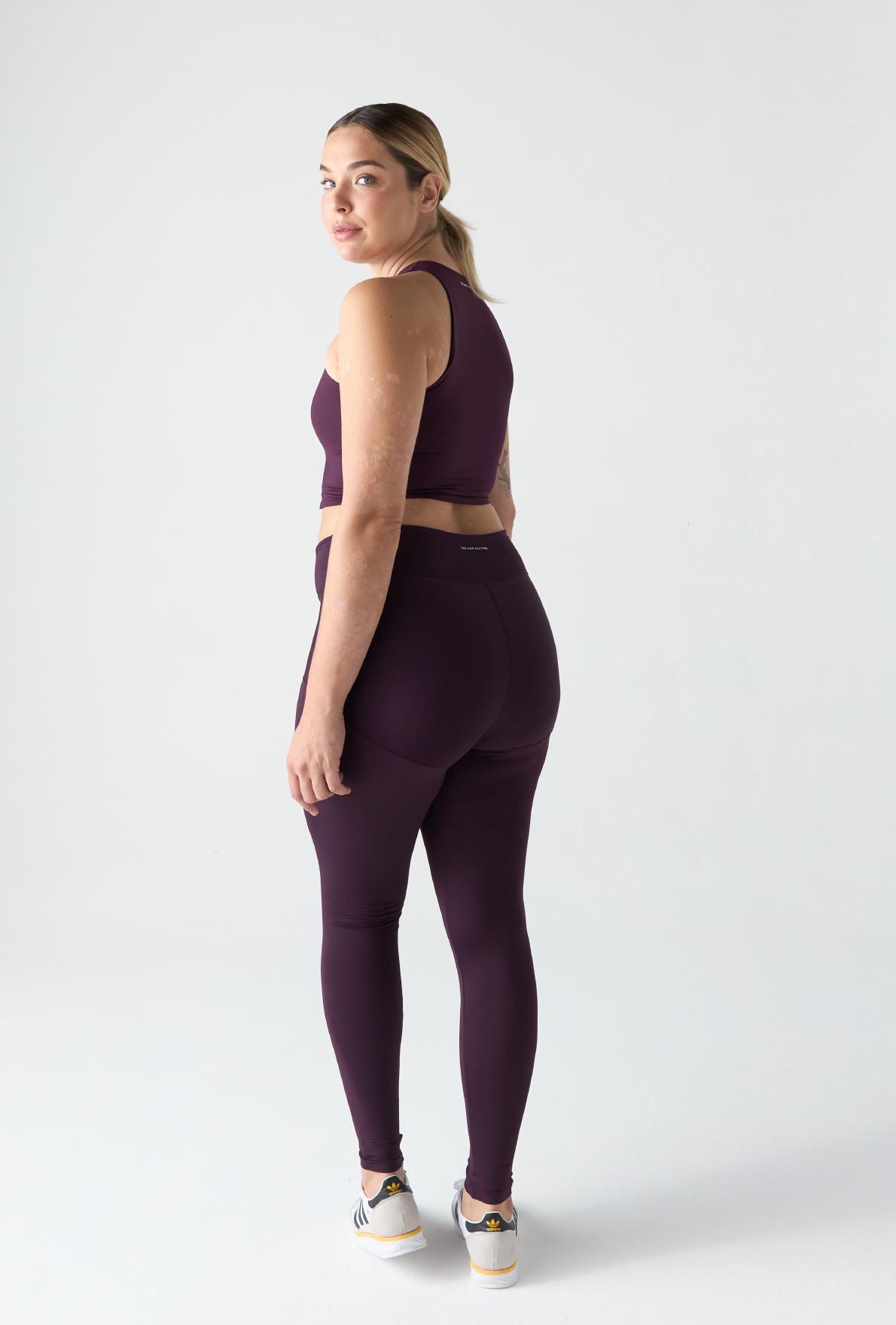 Top Collar Compress Sexy Velvet
